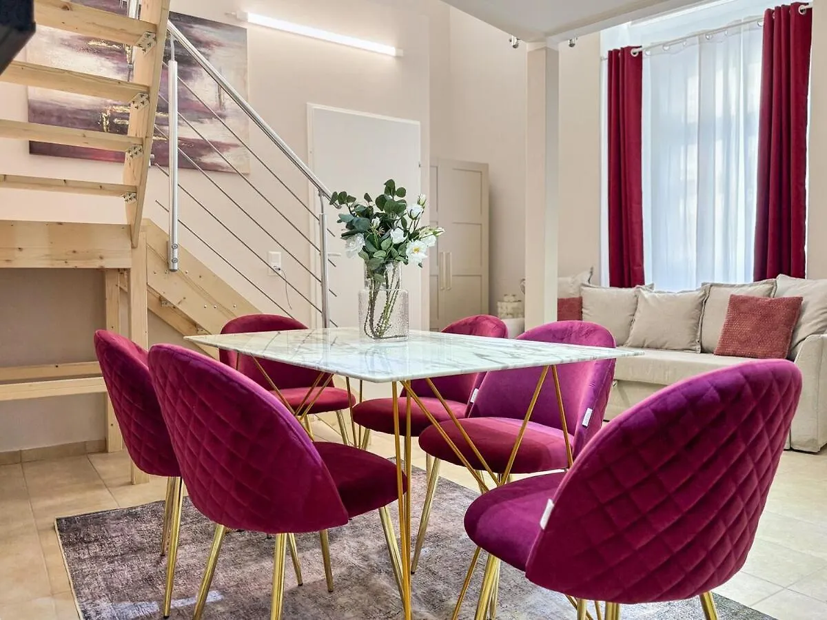 2 Min To Metro I 2 Floors I Fast Wifi I Modern Design Apartment Vienna Austria